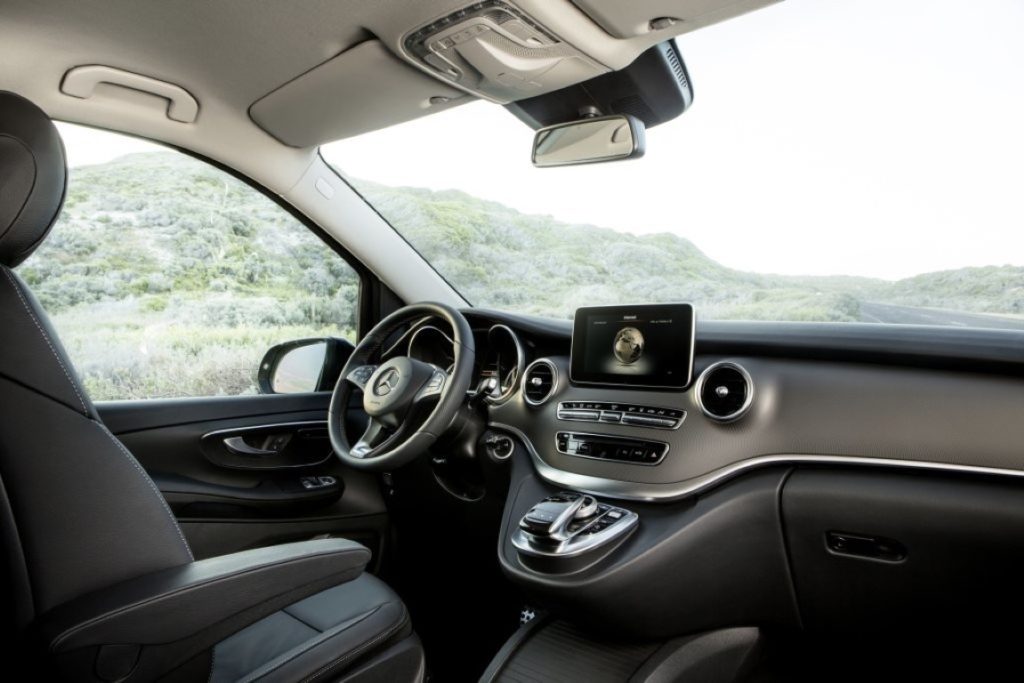 Die neue Mercedes-Benz V-Klasse – Interieur, Leder Lugano schwarz The new Mercedes-Benz V-Class – Interior, black Lugano leather